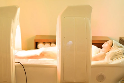 Hoa hậu diễm hương tu bổ nhan sắc trước ngày cưới - 7