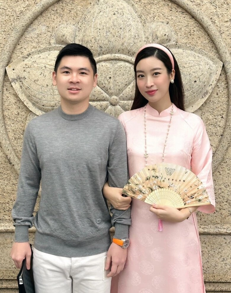 Hoa hậu đỗ mỹ linh được ông xã chủ tịch mừng sinh nhật ngọt ngào nàng hậu được nhận xét có duyên số với chồng doanh nhân - 6