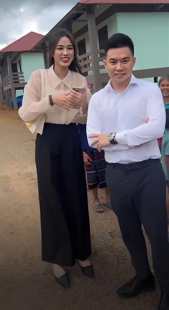 Hoa hậu đỗ thị hà đưa mẹ chồng đi làm đẹp chưa về làm dâu đã được lòng gia tộc nhà thiếu gia viết vương - 4