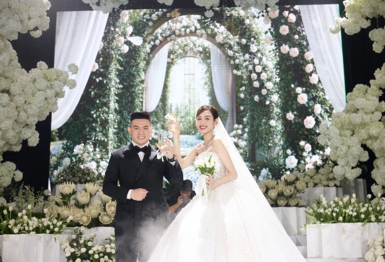 Hoa hậu đỗ thị hà đưa mẹ chồng đi làm đẹp chưa về làm dâu đã được lòng gia tộc nhà thiếu gia viết vương - 6