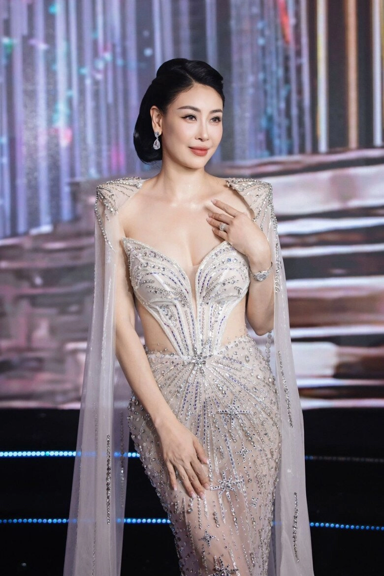 Hoa hậu hà kiều anh khoe ông nội là đại tá từng tham gia đàm phán 2 hiệp định lịch sử genève và paris - 10