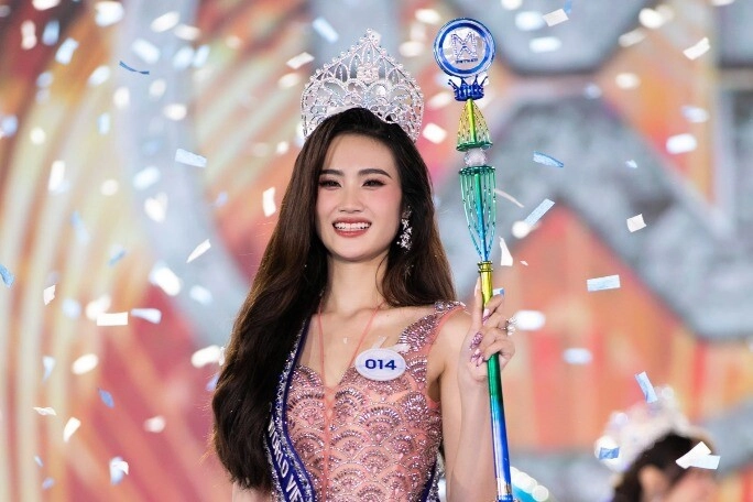 Hoa hậu việt trả lại vương miện 4 tỷ ngay khi đăng quang được bạn trai là nam thần cưng chiều 24 tuổi có cả kho đồ hiệu - 3