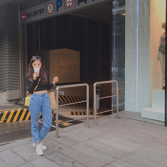 Học hỏi bí quyết để sở hữu đôi chân dài miên man khi lên hình từ những người đẹp việt - 7