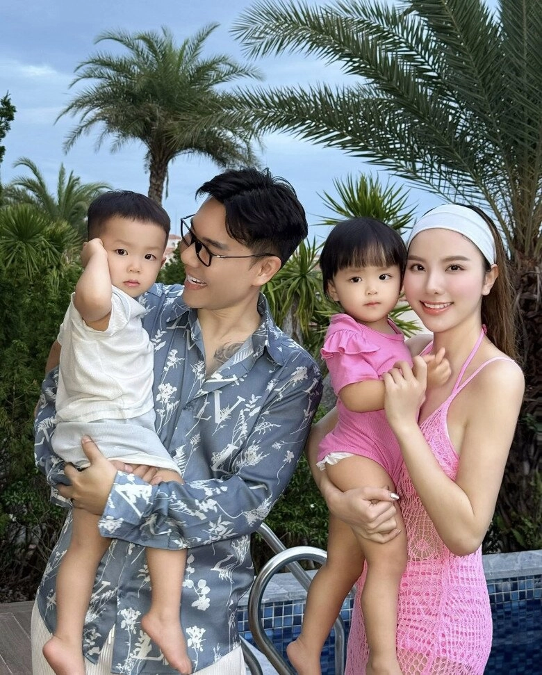 Hội mẹ bỉm sinh đôi của vbiz chạy show phương oanh được shark bình ủng hộ sam độc lập kinh tế với chồng hàn quốc - 10