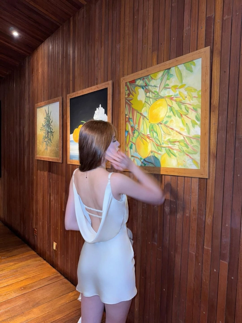 Hot girl tăng mỹ hàn đốt mắt fan với thiết kế nửa kín nửa hở - 8