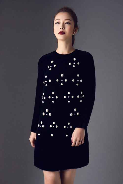 Jennifer phạm khoe vòng ba gợi cảm với đầm ôm sát - 7