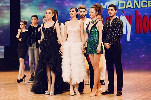 Jennifer phạm tóc bạch kim hóa cô đào bốc lửa trên sân khấu - 10