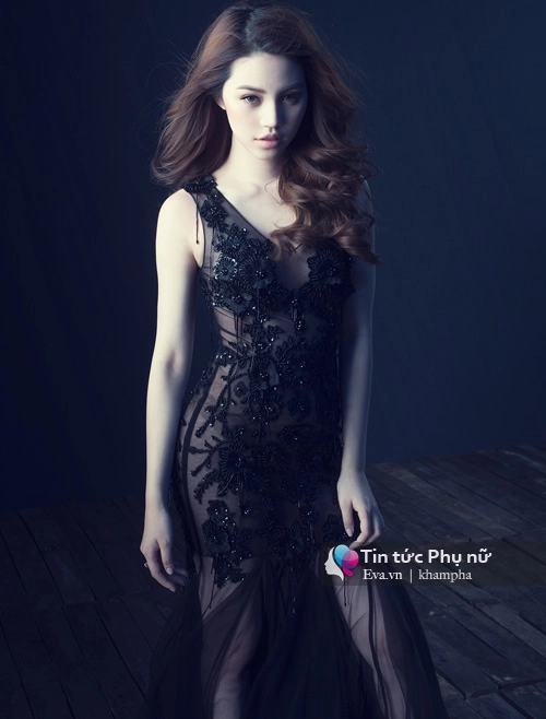 Jolie nguyễn kiêu sa với đầm dạ hội voan mỏng manh - 3
