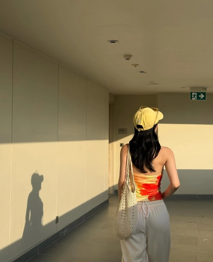 Jun vũ hóa nàng thơ mùa hè với phong cách đơn giản nhưng cuốn hút - 4