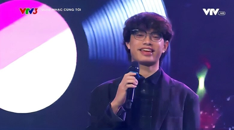 Khoe con trai 18 tuổi cởi trần cơ bắp nsnd xuân bắc nhắc nhở ca sĩ đàm vĩnh hưng bình luận văn minh - 5