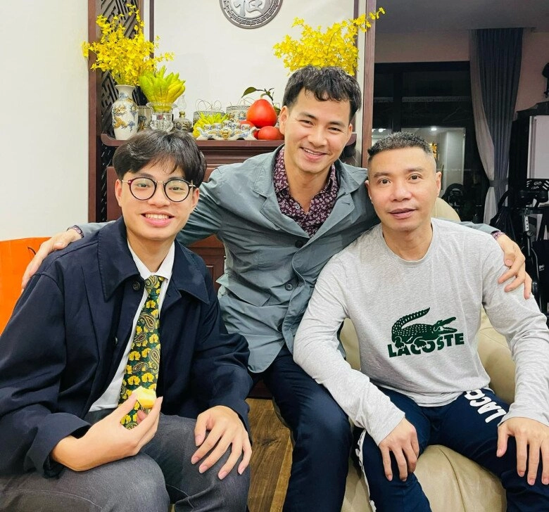 Khoe con trai 18 tuổi cởi trần cơ bắp nsnd xuân bắc nhắc nhở ca sĩ đàm vĩnh hưng bình luận văn minh - 6