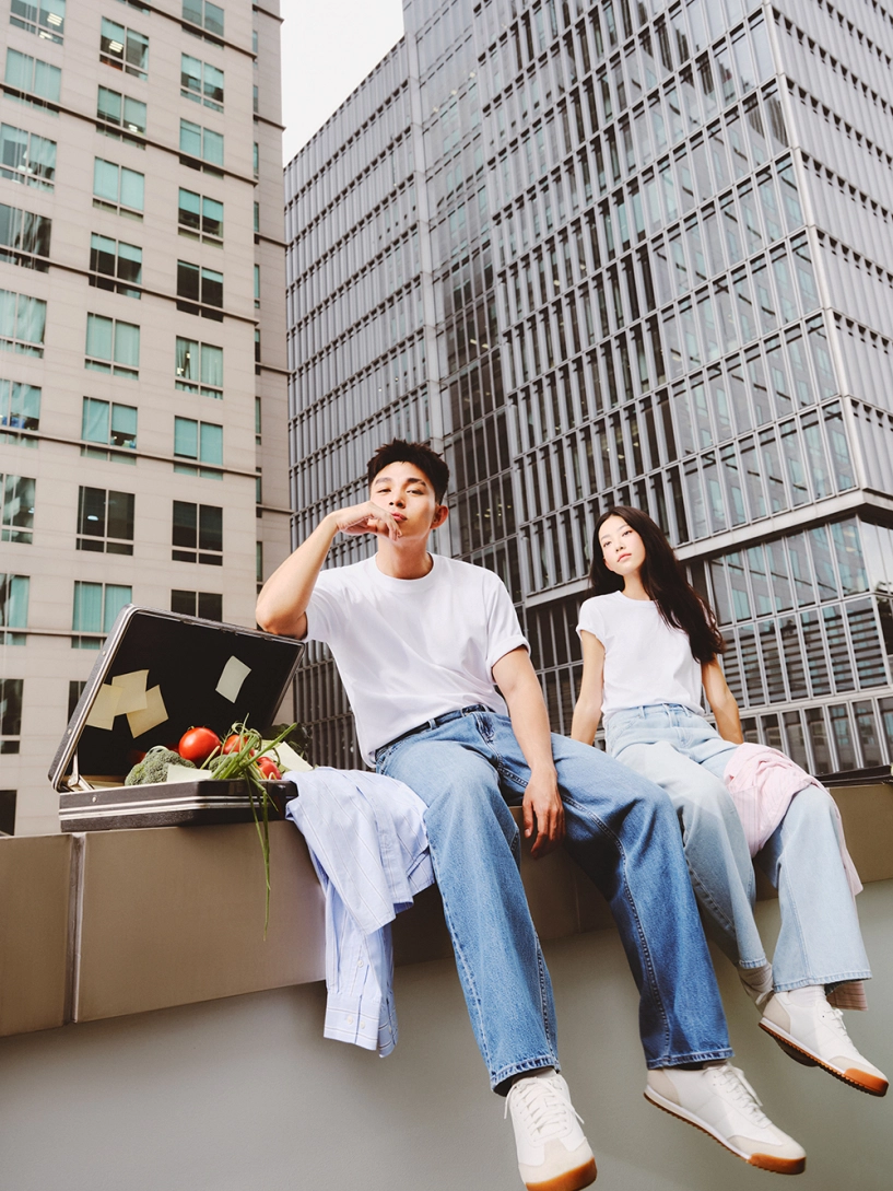 Không cần phô trương jun phạm vẫn đốn tim fan trong bộ hình thần thái với uniqlo jeans - 1