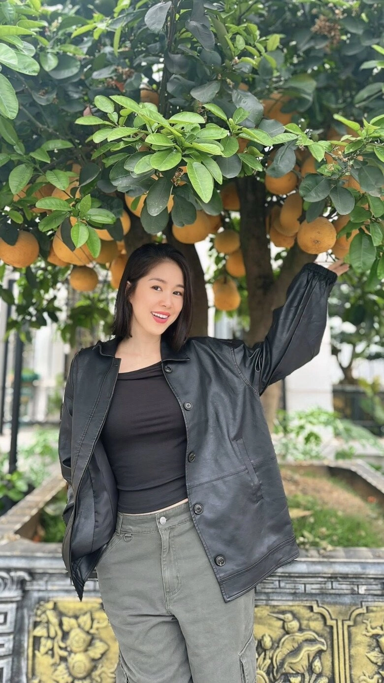 Không nhận ra nữ hoàng phim truyền hình miền tây cả chục năm ăn mặc giản dị nay lột xác thành nữ tổng tài sang chảnh - 18