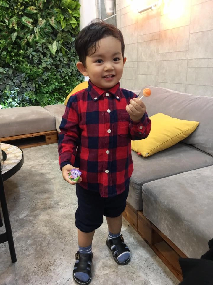 Không thể rời mắt với thời trang hè cực xinh của con gái hồng đăng hồng nhung - 8