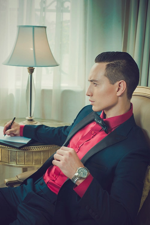 Kim lý lại gây thổn thức khi mặc suit - 2