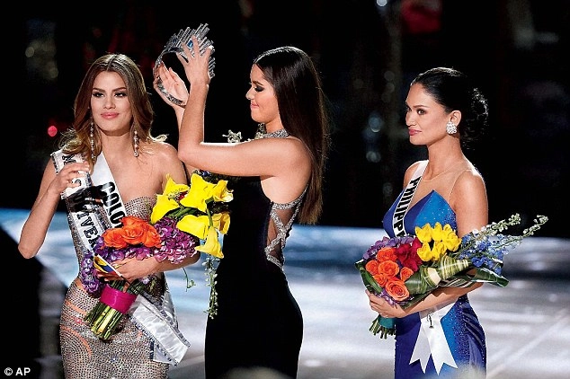 Lật lại thảm họa trao nhầm ngôi vị trong lịch sử thời trang - 1