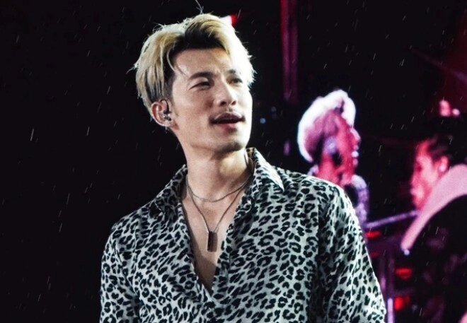 Liên bỉnh phát vỡ òa hạnh phúc khi đi vào lịch sử là nam diễn viên việt đầu tiên trở thành thị đế kim chung - 7