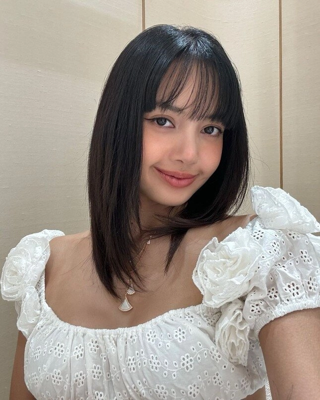 Lisa tuổi 19 rực sáng và hành trình trở thành biểu tượng toàn cầu của thế hệ dám mơ - 10