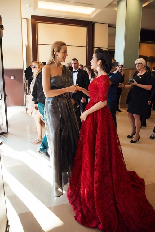 Lý nhã kỳ thể hiện tài ngoại giao tuyệt vời tại cannes - 7