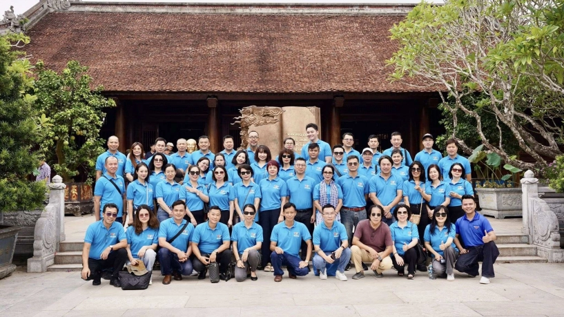 Mc danh tùng trung thu đủ đầy là có đĩa hồng mẹ gọt sự sum vầy bên mâm cỗ - 4