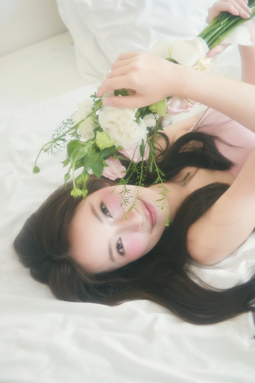 Mc khánh vy dẫn chung kết olympia năm 2025 gây sốt với vẻ đẹp tri thức - 6