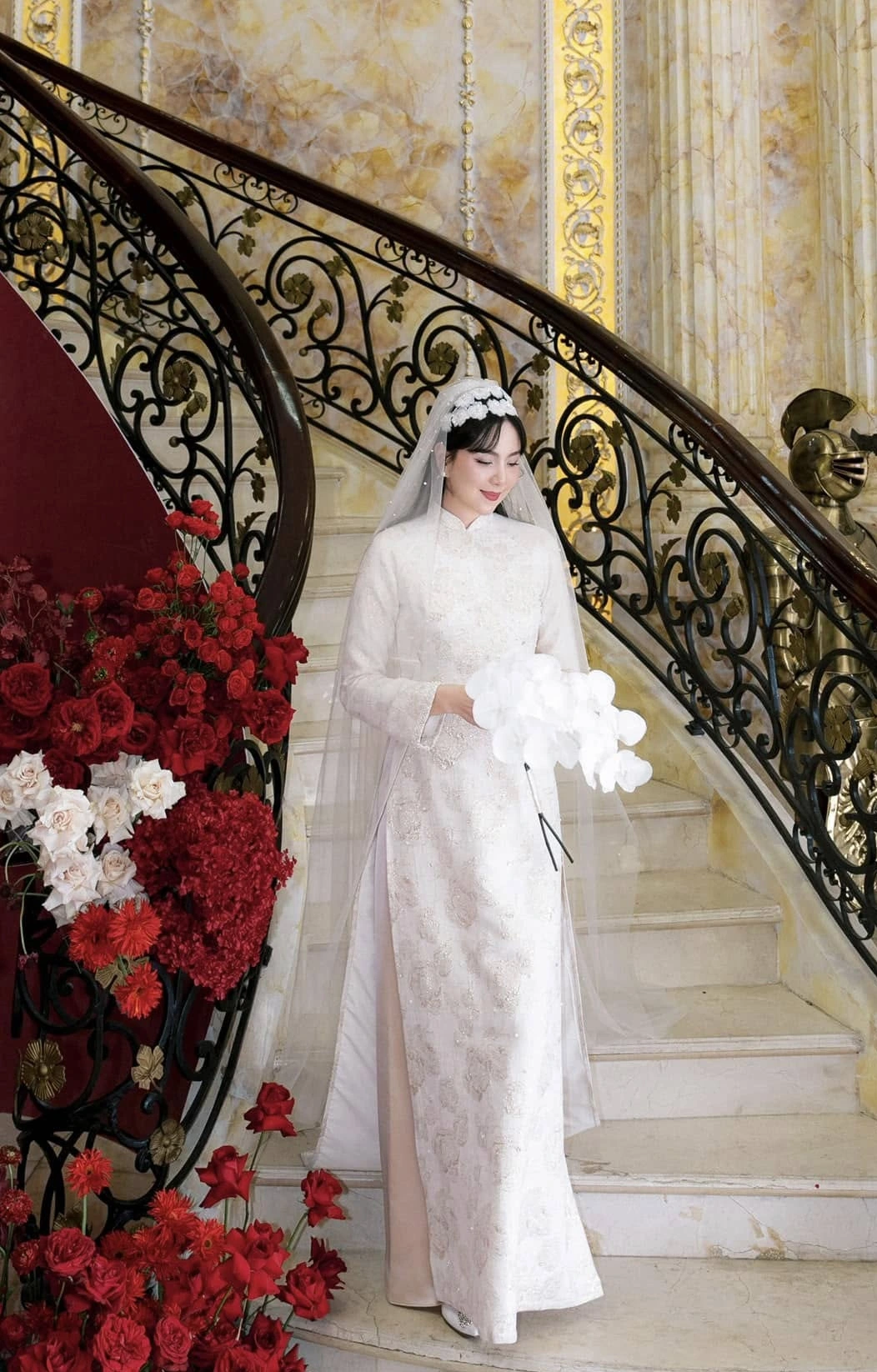 Mc mai ngọc bế con trai về thăm ông bà nội ở bắc ninh bên trong biệt thự nhà chồng lung linh như lâu đài - 8