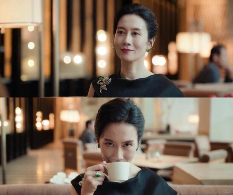 mẹ chồng triệu lộ tư khí chất át vía khiến khán giả quên cách thở đeo phỉ thuỷ 1100 tỷ ngoài đời u50 vẫn lẻ bóng - 2