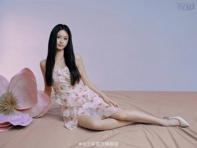 Mẹ là biểu tượng gợi cảm châu á con gái út của chung lệ đề 15 tuổi đã cao 1m70 đẹp chấn động showbiz - 10