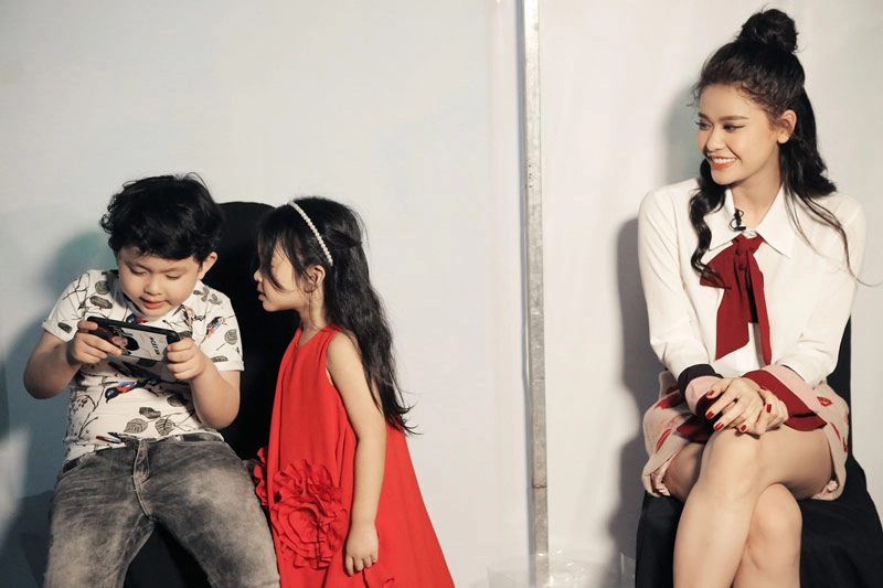 Mới 4 tuổi con gái xuân lan đã vừa xinh vừa giỏi tự tin nối nghiệp mẹ - 9