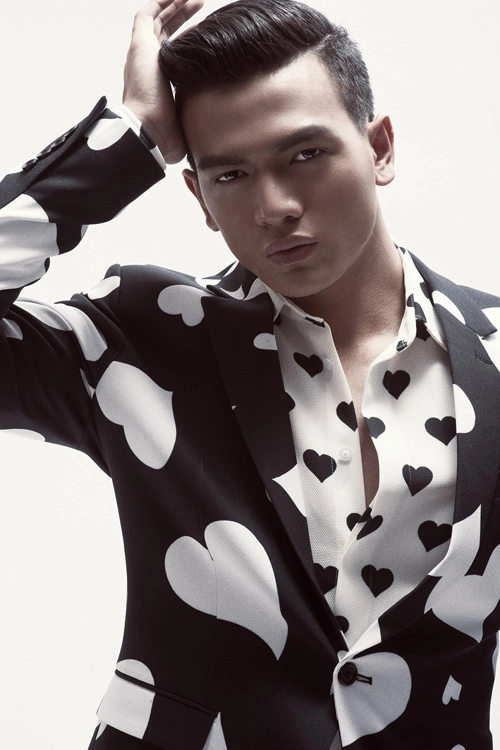 Mỹ nam làng mốt đốn tim thiếu nữ với vẻ quyến rũ - 3