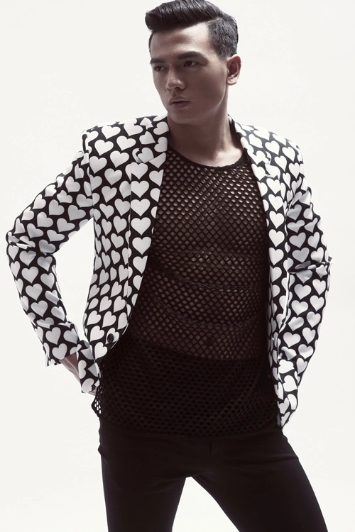 Mỹ nam làng mốt đốn tim thiếu nữ với vẻ quyến rũ - 11