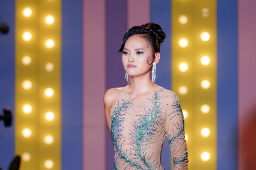 Mỹ nhân cao 184 m hai lần giành chiến thắng ở vietnams next top model 2025 - 5