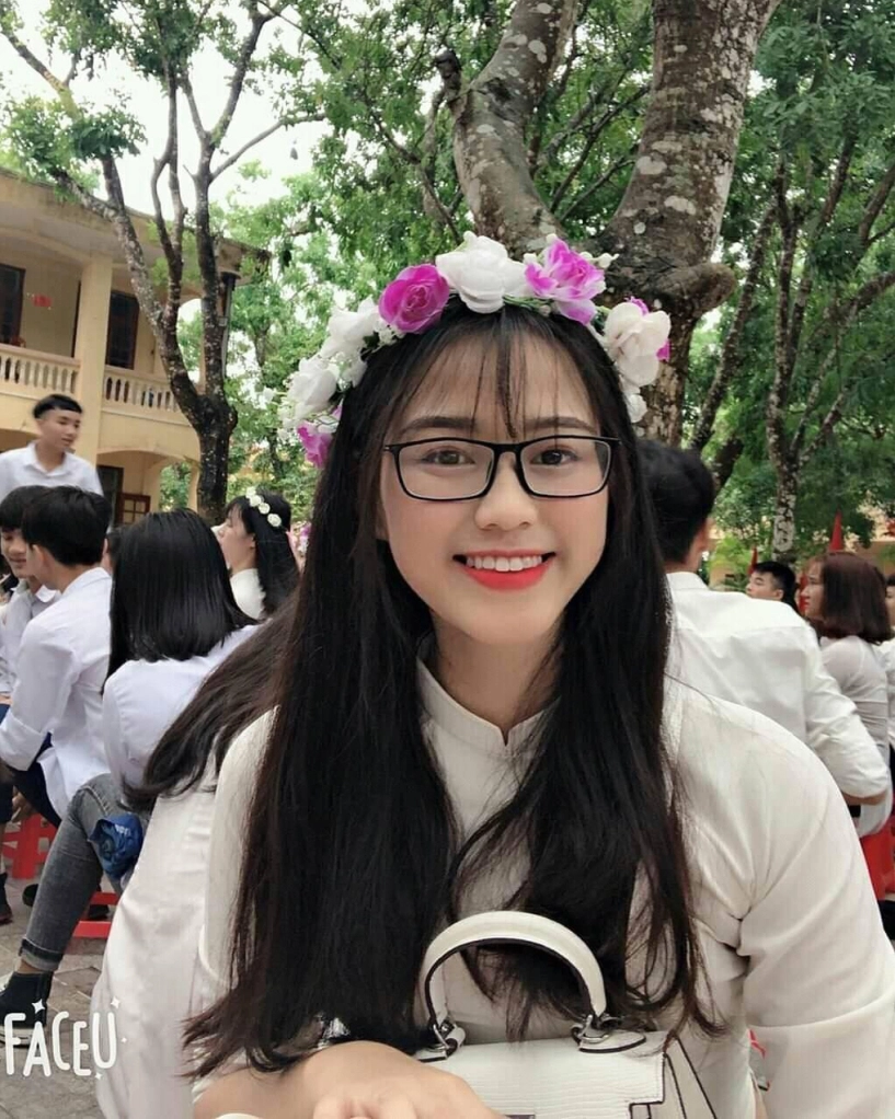 nàng dâu hào môn đỗ thị hà được khen xinh từ bé - 11