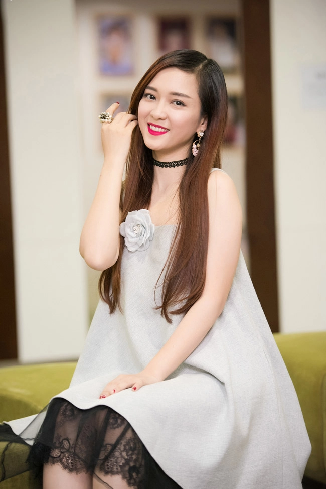 Ngỡ ngàng đinh hương trẻ như gái 18 ở tuổi u30 - 7