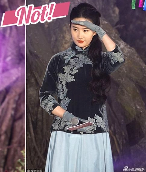 Ngọc hân như nàng công chúa hhen niê lại bị chê mặc lỗi - 13