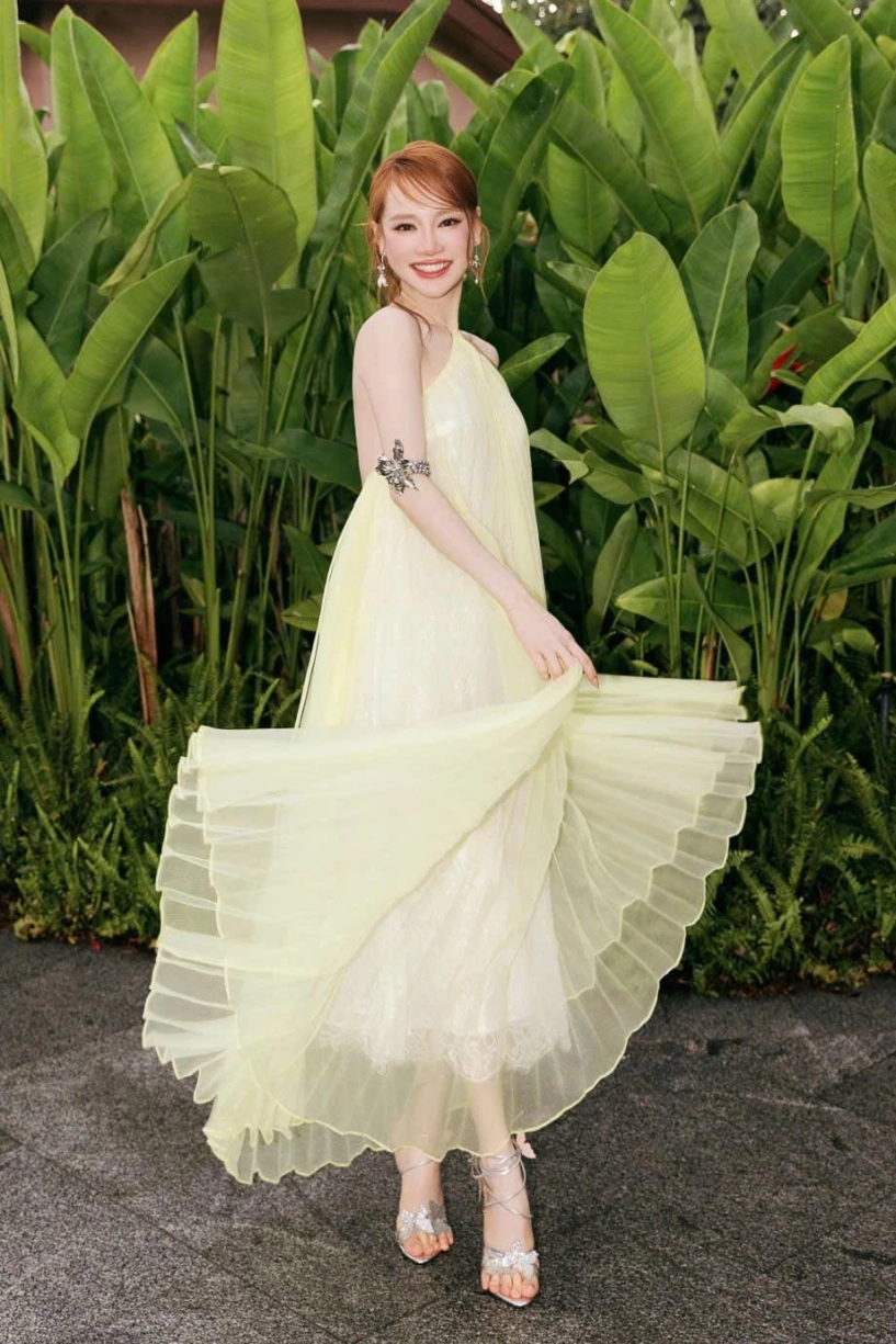 Nhã phương giấu bụng bầu lần ba cực khéo với gu thời trang tinh tế - 4