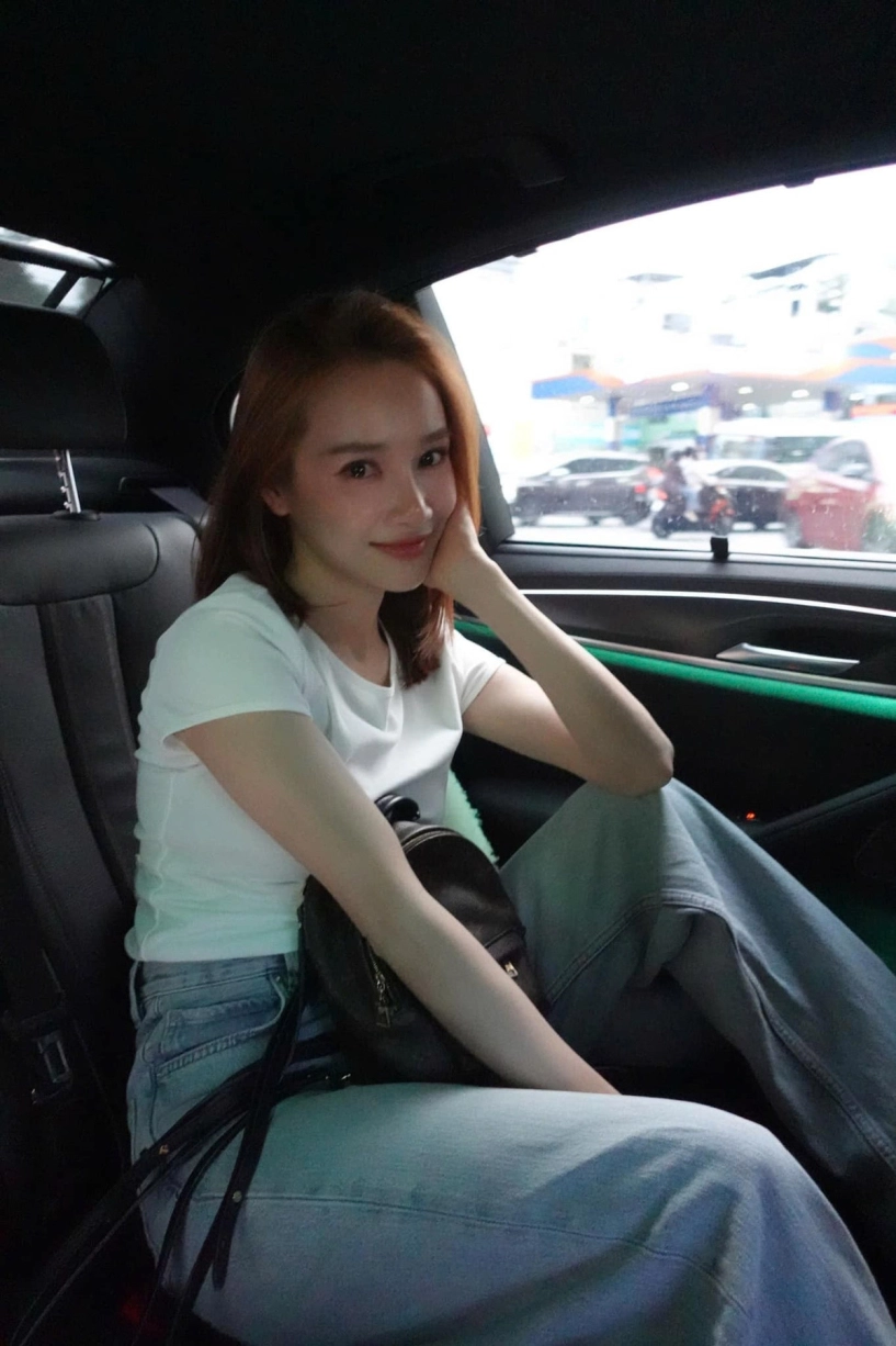 Nhã phương giấu bụng bầu lần ba cực khéo với gu thời trang tinh tế - 9