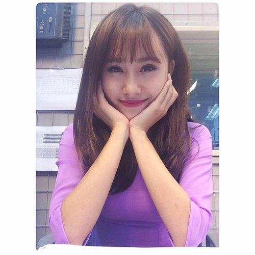 Nhan sắc ít người biết của nữ mc vtv đội mưa tường thuật tin bão số 3 - 3