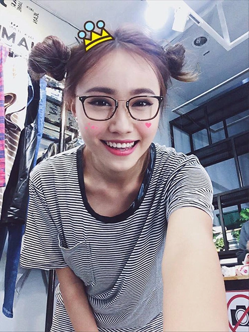 Nhan sắc ít người biết của nữ mc vtv đội mưa tường thuật tin bão số 3 - 11