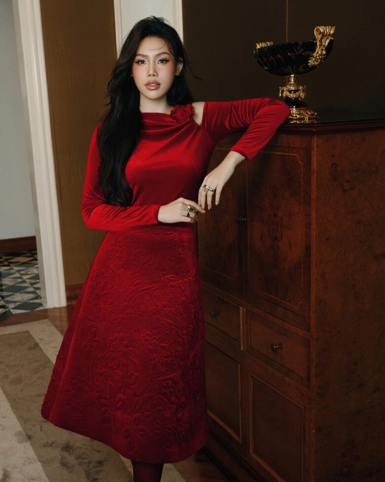 Nhan sắc thăng hạng của top 2 miss cosmo vietnam sau 4 tháng đăng quang - 6