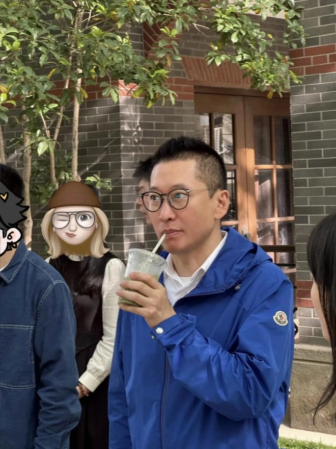 nhĩ khang châu kiệt bất ngờ muốn từ bỏ hết tài sản 350 tỷ tiền nhiều để làm gì tôi không cần tiền - 9