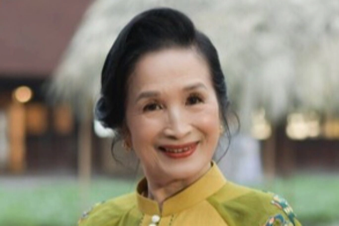 Nữ ca sĩ đầu tiên được phong nsnd từng nhận kỷ vật quý từ bác khóc đến mức lâm bệnh khi mất chồng - 3