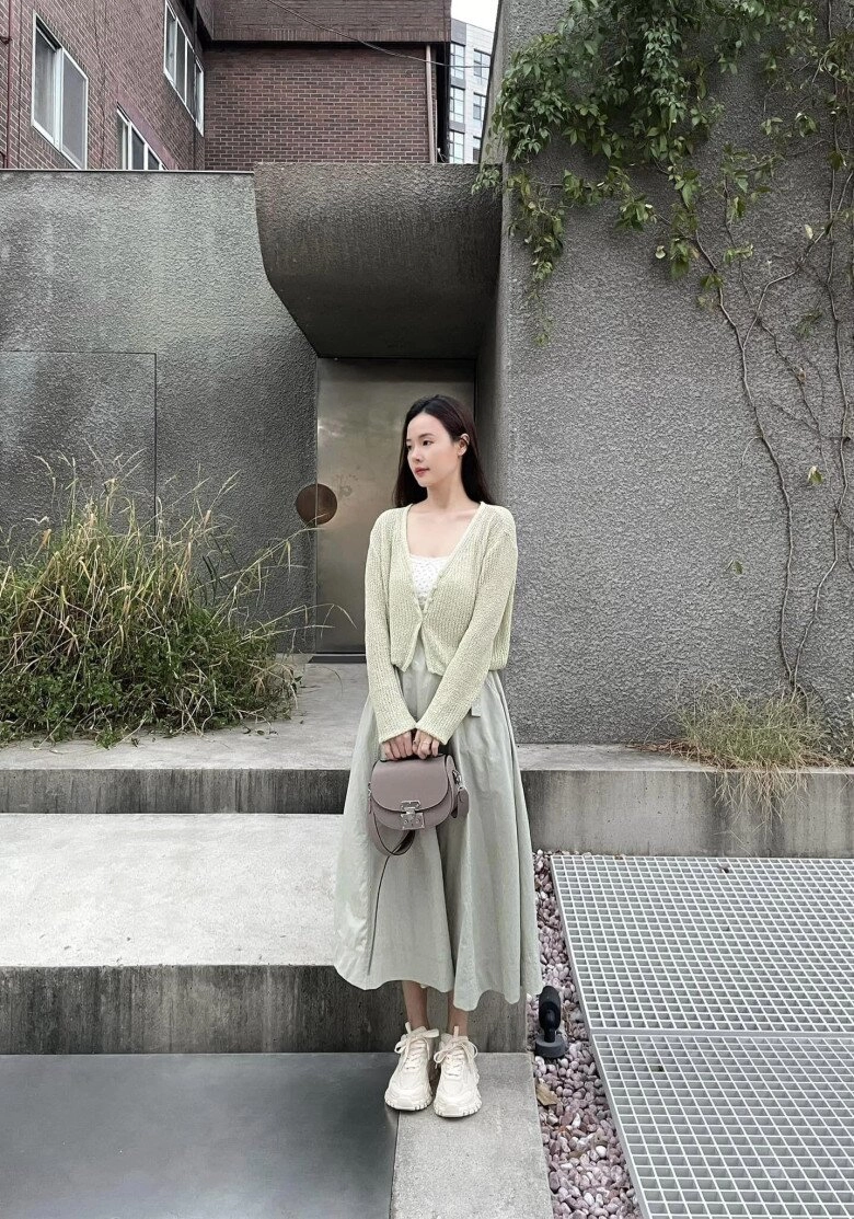 Nữ giảng viên nhiều sổ đỏ nhất vbiz mỗi lần bên chồng đều xách túi hiệu không trùng lặp nhưng có 1 điểm chung chuẩn dâu hào môn - 6