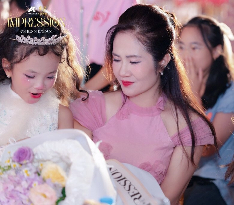 Nữ nghệ sĩ 4 con lên chức bà ngoại vẫn xinh đẹp rạng rỡ mc vtv thốt lên trước bức ảnh ngày trẻ - 5