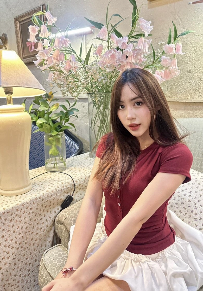 Nữ phóng viên người lào nổi tiếng ở a80 gửi tiền ủng hộ vùng lũ tiền của tôi ít nhưng tình cảm với việt nam rất nhiều - 8