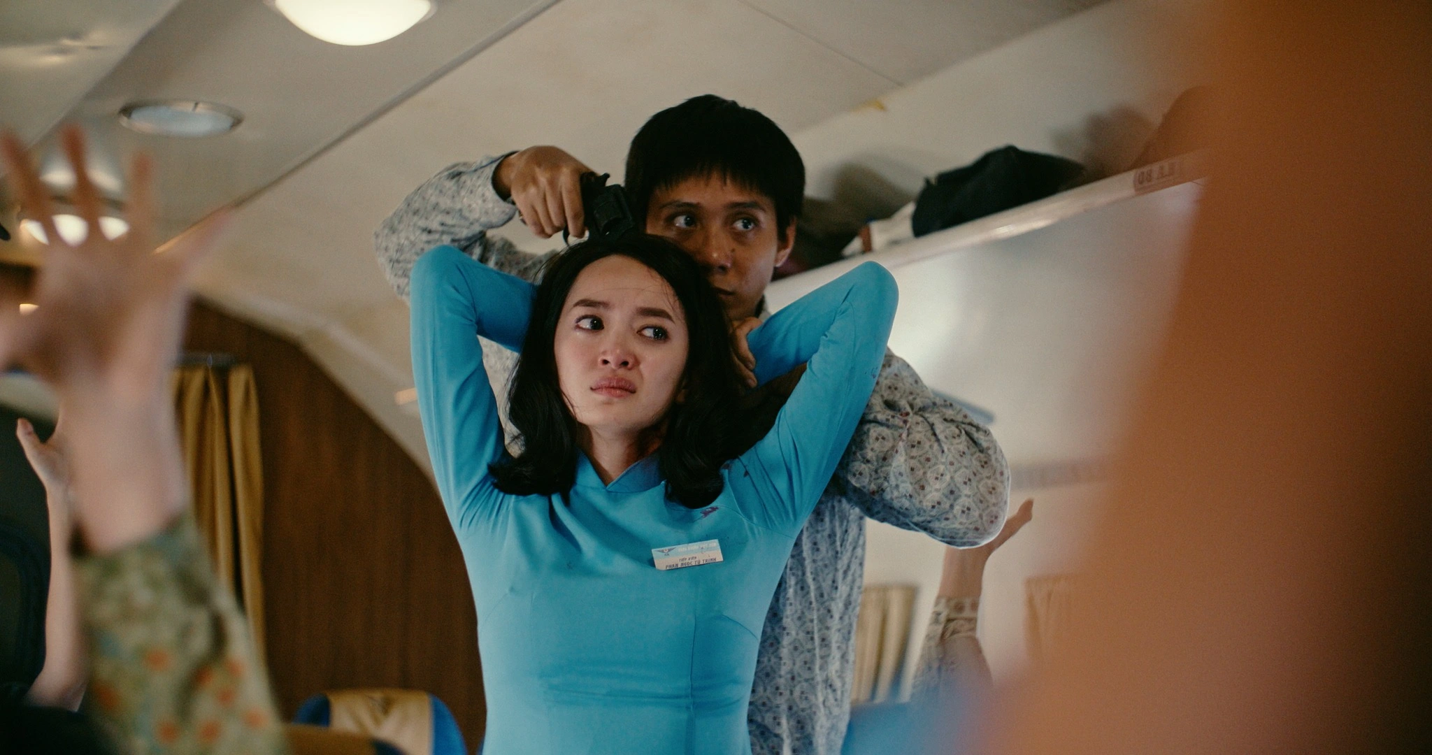 Nữ tiếp viên cao 1m55 trong tử chiến trên không tôi tham khảo hình tượng từ mẹ và bà làm trong ngành hàng không - 2