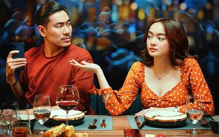 nữ tiếp viên hàng không giàu nứt đố đổ vách cao 1m55 có chiêu lên đồ hack dáng trông như 1m70 từ món đồ nàng nào cũng có - 2