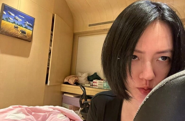 Ở bẩn như nữ hoàng mc 15 ngày mới nhúng nước 1 lần con gái phải cầu cứu mẹ vì trong phòng có gián - 2