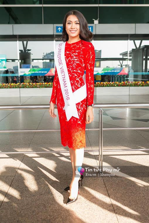 Phạm hương buồn ngủ vẫn đẹp xuất sắc làm náo loạn sân bay - 2