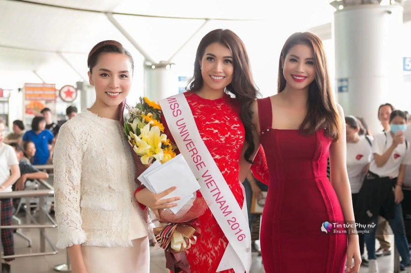 Phạm hương buồn ngủ vẫn đẹp xuất sắc làm náo loạn sân bay - 6